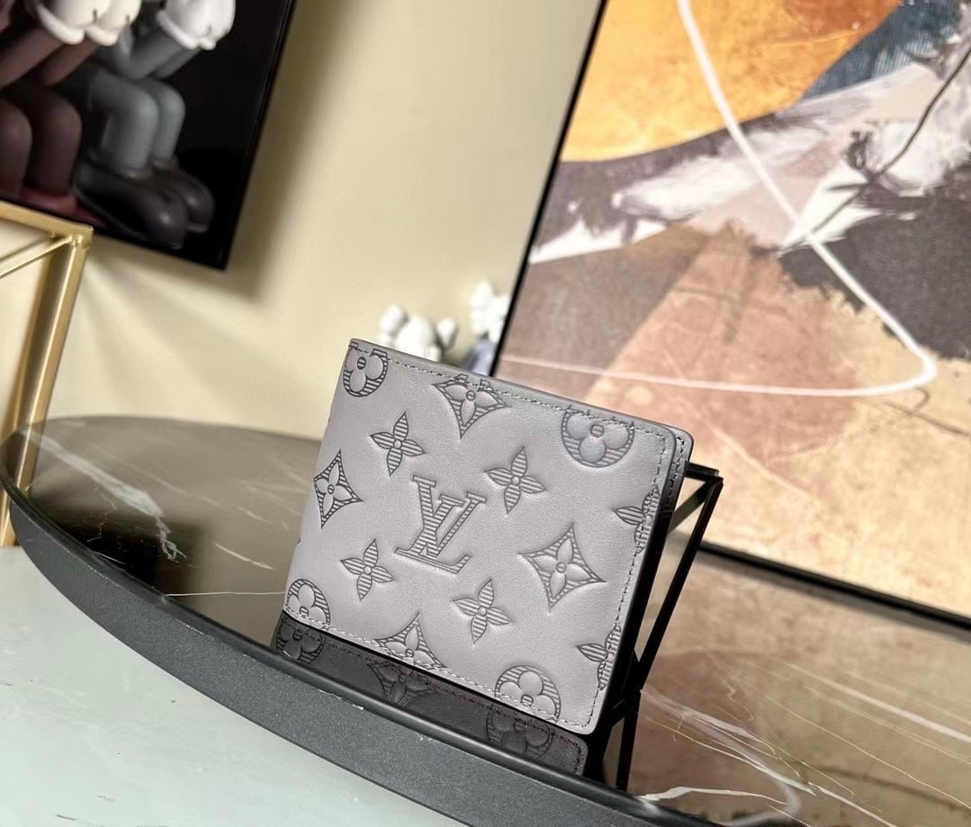 พร้อมส่ง 10 แบบ LV WALLET MEN COMPACT / LV MULTIPLE WALLET / SLENDER WALLET / AMERIGO WALLET กระเป๋าสตางค์หนังแท้ เกรดท็อปออริ เกรดดีสุด 1:1 ใช้งานต่างประเทศได้