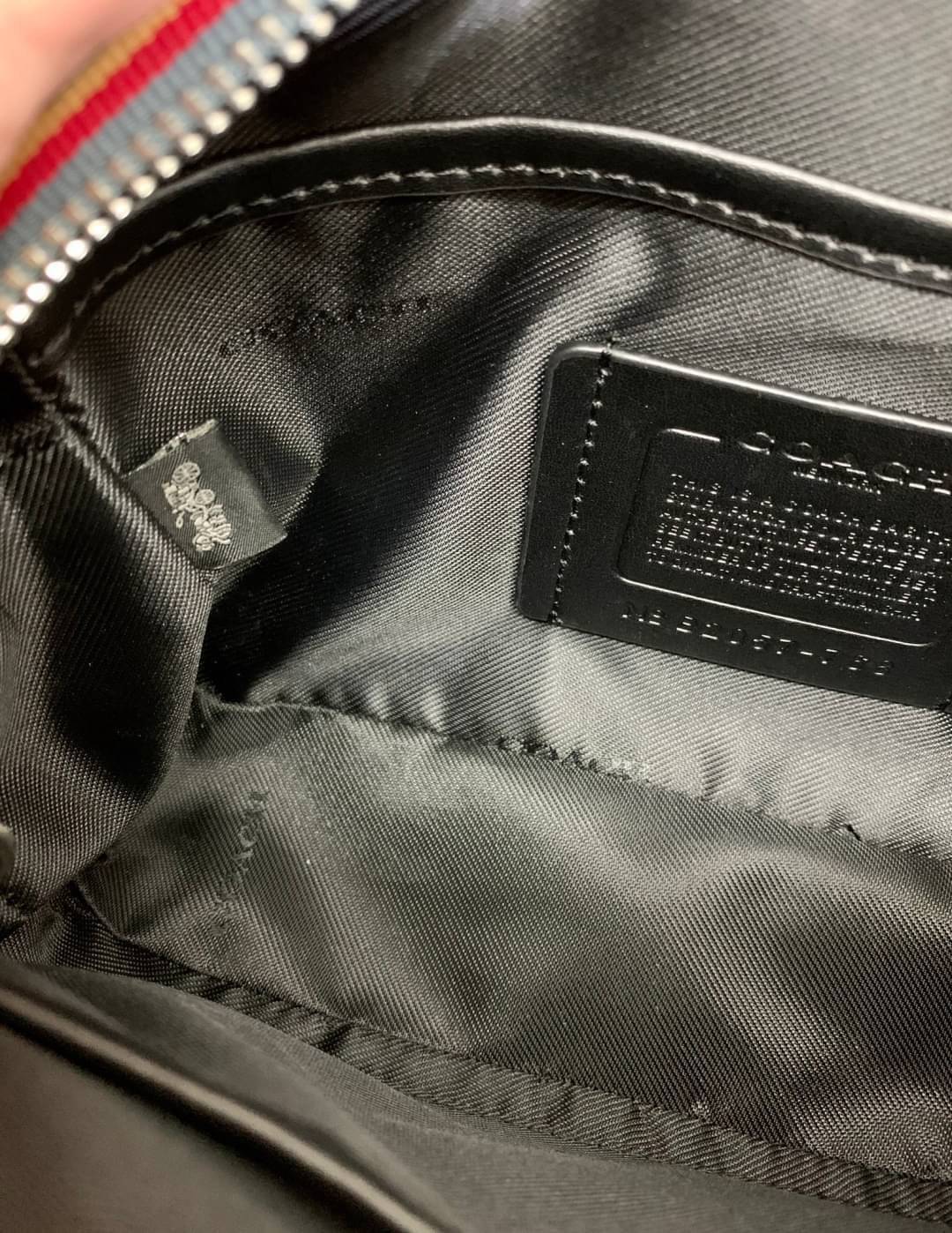 COACH ACADEMY CROSSBODY IN SIGNATURE WITH VARSITY ZIPPER ((768)) พร้อมส่งที่ไทยอีกครั้ง! ได้ไปหลงรักแน่นอนค่ะ