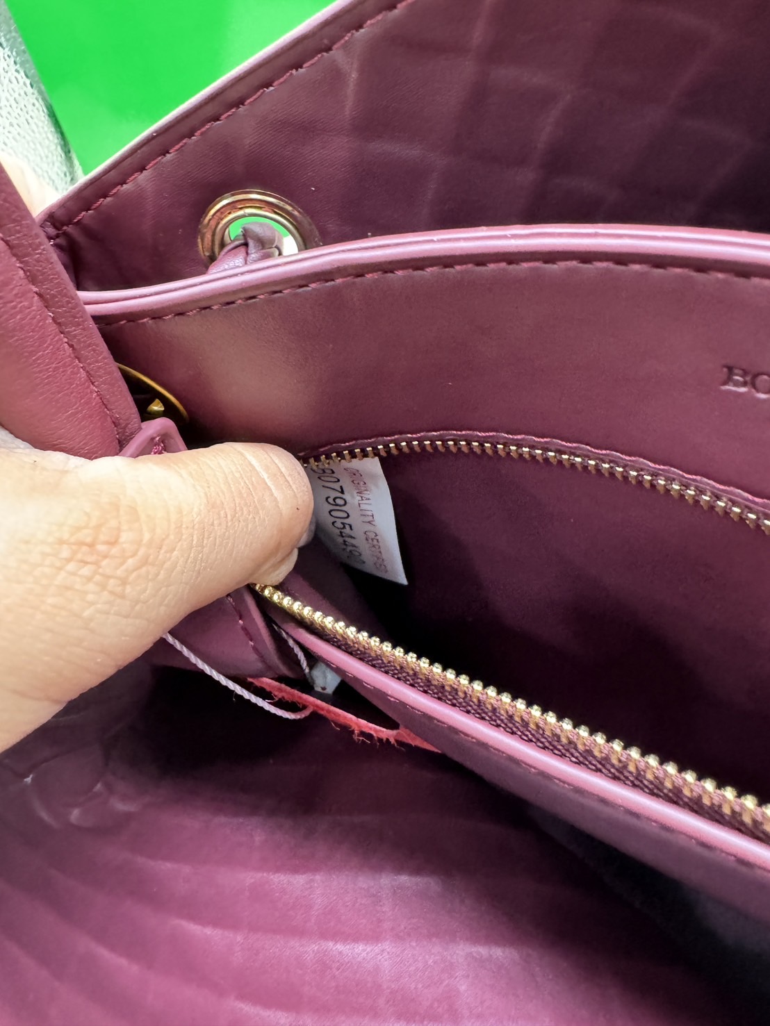 BOTTEGA Small Andiamo embellished intrecciato leather tote 28cm กระเป๋าสะพายดีไซส์สานเป็นเอกลักษณ์ หนัง nappa นิ่มสวยงาม