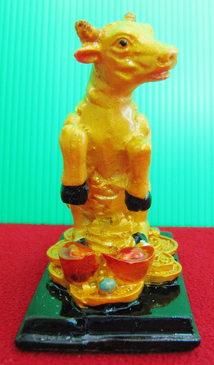 สินค้าหมดค่ะ รูปปั้นวัวเสริมดวง นำสู่ความสำเร็จ(เสริมบารมีคนเกิดวันศุกร์)ค่ะ