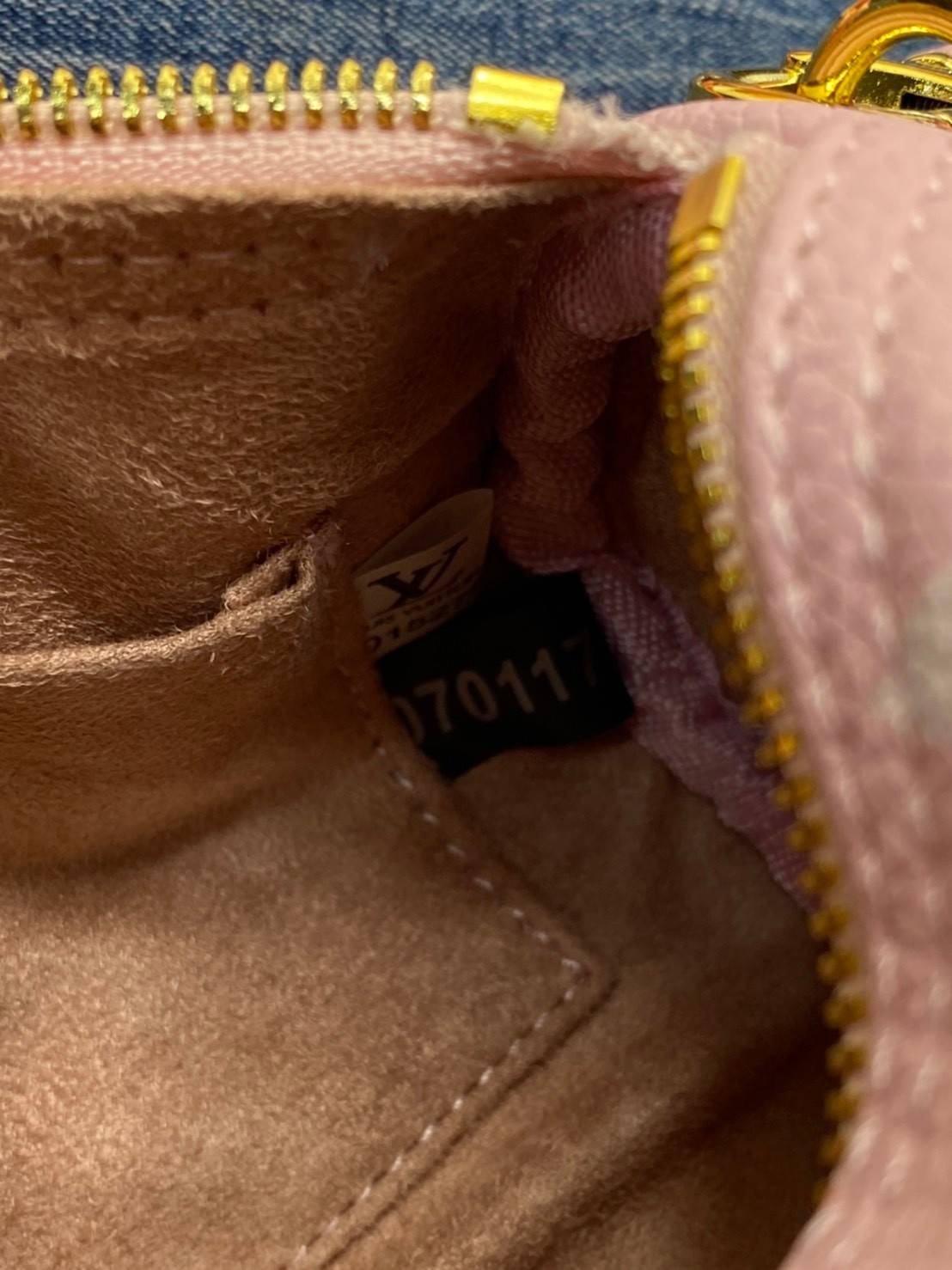 พรีเมี่ยมกิ๊ฟแท้ 100% 】พร้อมส่งที่นี่ที่เดียว VIP gift LOUIS VUITTON PAPILLON BB HANDTASCHE AUS MONOGRAM หนังแท้ สีพาสเทลสวยน่ารัก สาวหวานห้ามพลาดน้าาา งานสวยมากค่ะ