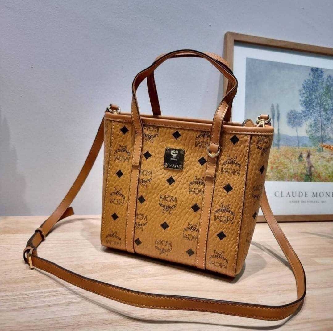 M.C.M MINI TONI SHOPPER IN VISETOS กระเป๋าถือ/สะพายข้าง ทรงโท้ทไซส์มินิ สวยคลาสสิค เกรดท็อปออริ 1:1 สลับแท้ ใช้งานต่างประเทศได้