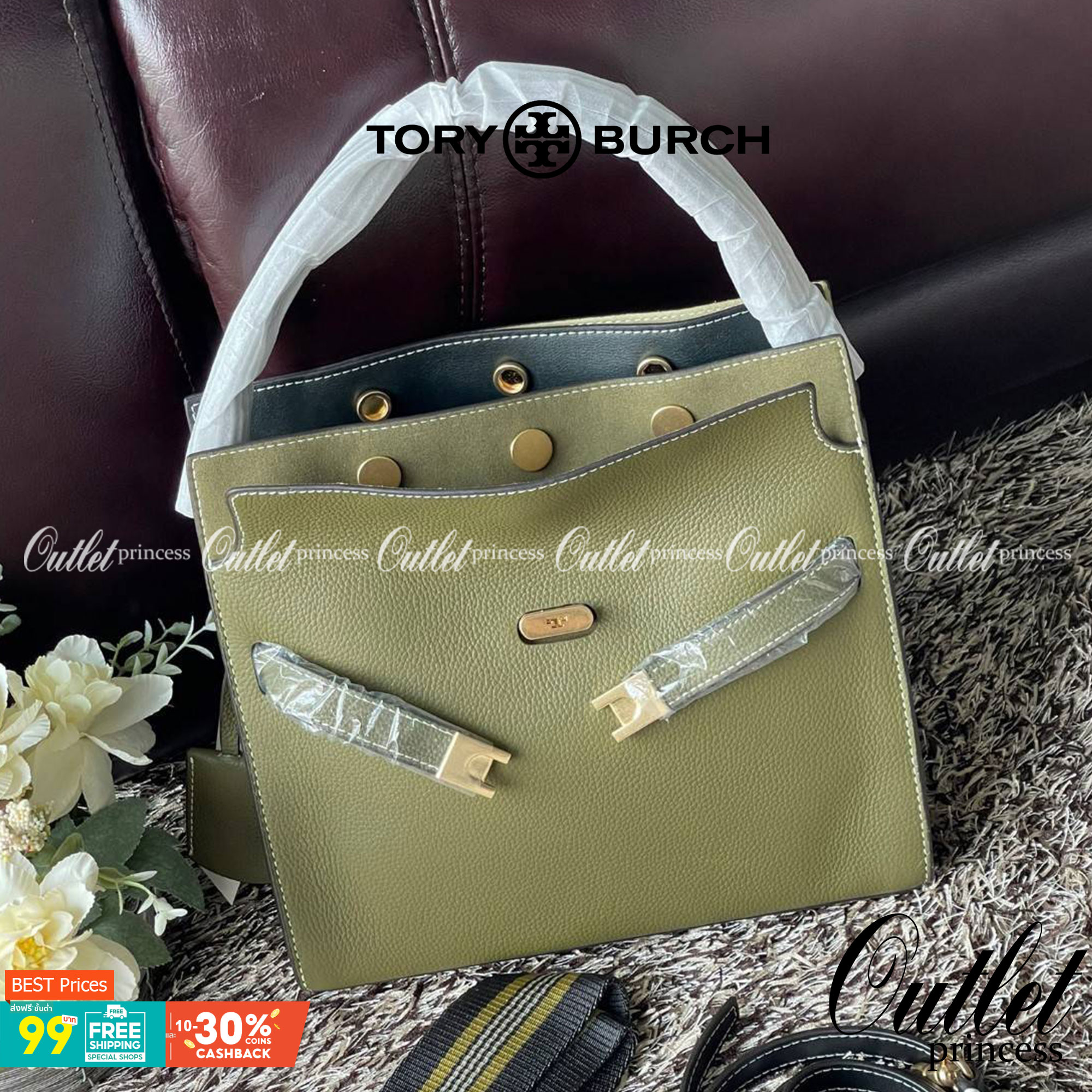 Tory burch lee radziwill pebbled small double bag กระเป๋า Lee Radziwill Double Bag สุดหรู ที่คำนึงถึงการเลเยอร์หนังและหนังกลับอย่างประณีตลงไปในงานดีไซน์ สามารถปรับปากกระเป๋าได้ 3 แบบตามต้องการ พร้อมนำเอาความเป็น American Luxury มาตีความใหม่ผ่านแง่มุมของคว