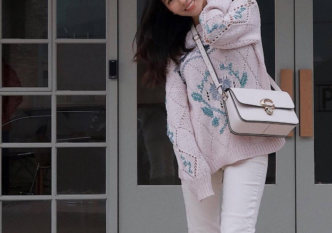 COACH STUDIO GLOVETANNED LEATHER SHOULDER BAG (C6641)🌺ห้ามพลาดเด็ดขาด!! สวยละมุน เรียบหรู ดูแพงสุดๆ!! //กระเป๋าถือ กระเป๋าสะพาย ดีไซน์เนี้ยบ! เฉียบมาก!// วัสดุหนังแท้ หนังเรียบเต็มใบ อยู่ทรง สวยมากๆ ดีเทลเรียบหรู ผู้ดีสุดๆ!// ด้านหน้าเปิด-ปิดด้วยต