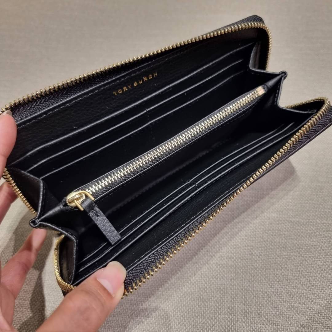 TORY BURCH MCGRAW ZIP CONTINENTAL WALLET กระเป๋าสตางค์ใบยาวรุ่นหายาก จัดเต็มสีสวยพร้อมส่ง ขนาดกำลังพอเหมาะ วัสดุหนังวัวสัมผัสดีมาก