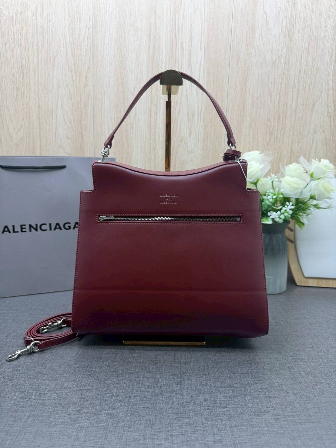 ORI หนังแท้ | Balenciaga Nano Medium Top Handle Bag 27cm กระเป๋าสะพายทรงโท้ท ดีไซน์ใหม่สวยเก๋ตามแบบฉบับแบรนด์