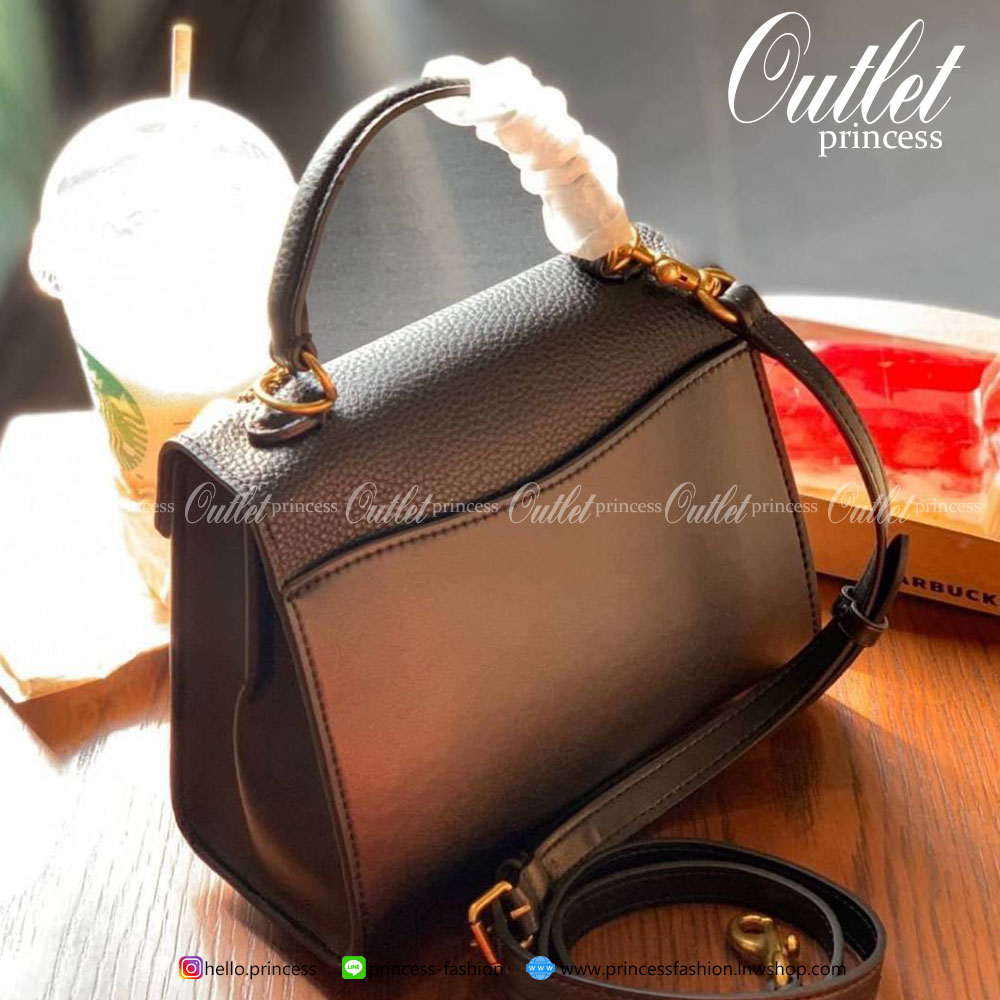 COACH TABBY TOP HANDLE 20 LEATHER BAG 💋กลับมาอีกครั้งตามคำเรียกร้องค่ะ!! กระเป๋าถือ//สะพายข้างได้ วัสดุหนังแท้อย่างดี หนึ่งใบทำหนัง2แบบได้อย่างลงตัว สวยงาม มีอะไหล่ตัวC ใหญ่ด้านหน้าโดดเด่นหรูมากๆค่ะ