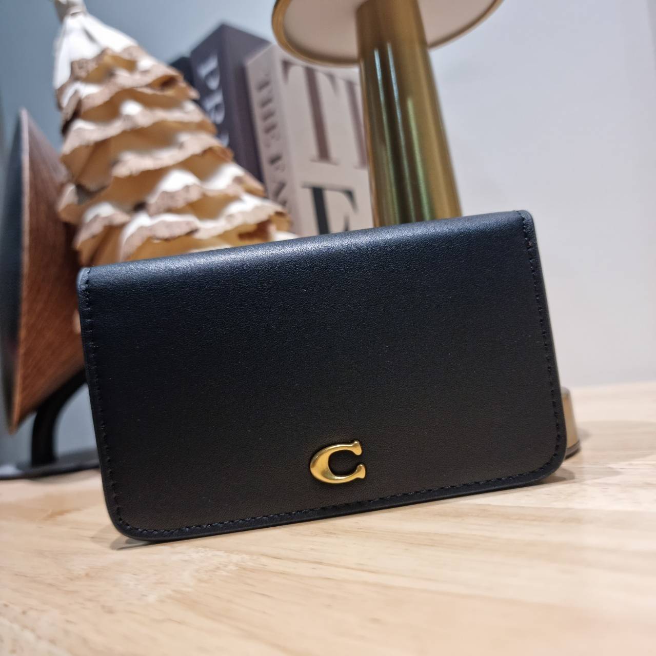COACH SLIM CARD CASE IN SIGNATURE CANVAS C4818 / C5870 / C4818 กระเป๋าถนอมบัตรกึ่งกระเป๋าสตางค์ เกรดท็อปออริ เกรดดีสุด สลับแท้ 1:1 ใช้ต่างประเทศได้