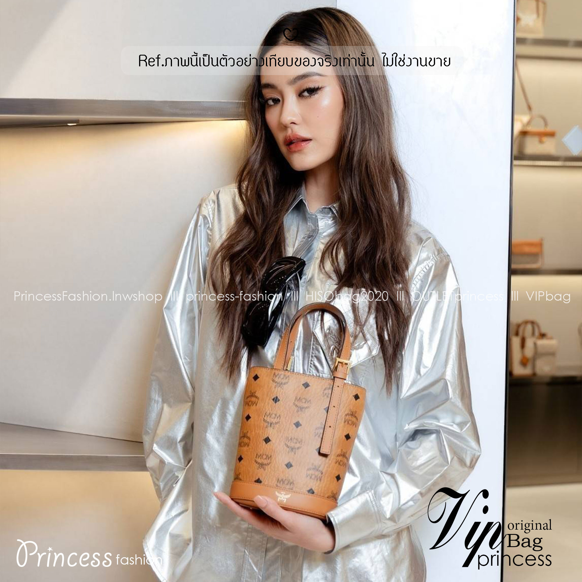 ORI | M.C.M AREN BUCKET TOTE IN VISETOS กระเป๋าทรงบัคเก็ตใหม่ล่าสุดมาแรง ขนาดกำลังสวย ดีไซน์รูปทรงออกมาให้ใช้งานง่าย มีหูจับในตัวที่ปรับได้เล็กน้อย คล้องแขนได้สบายๆ