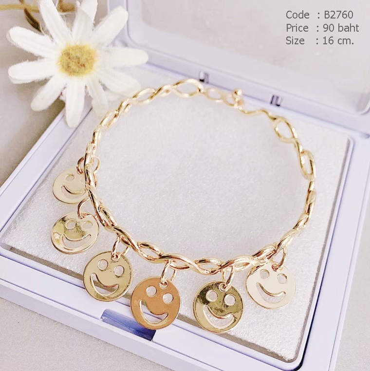 กำไลข้อมือแบบเกี่ยว ชาร์ม Smiley สีทอง