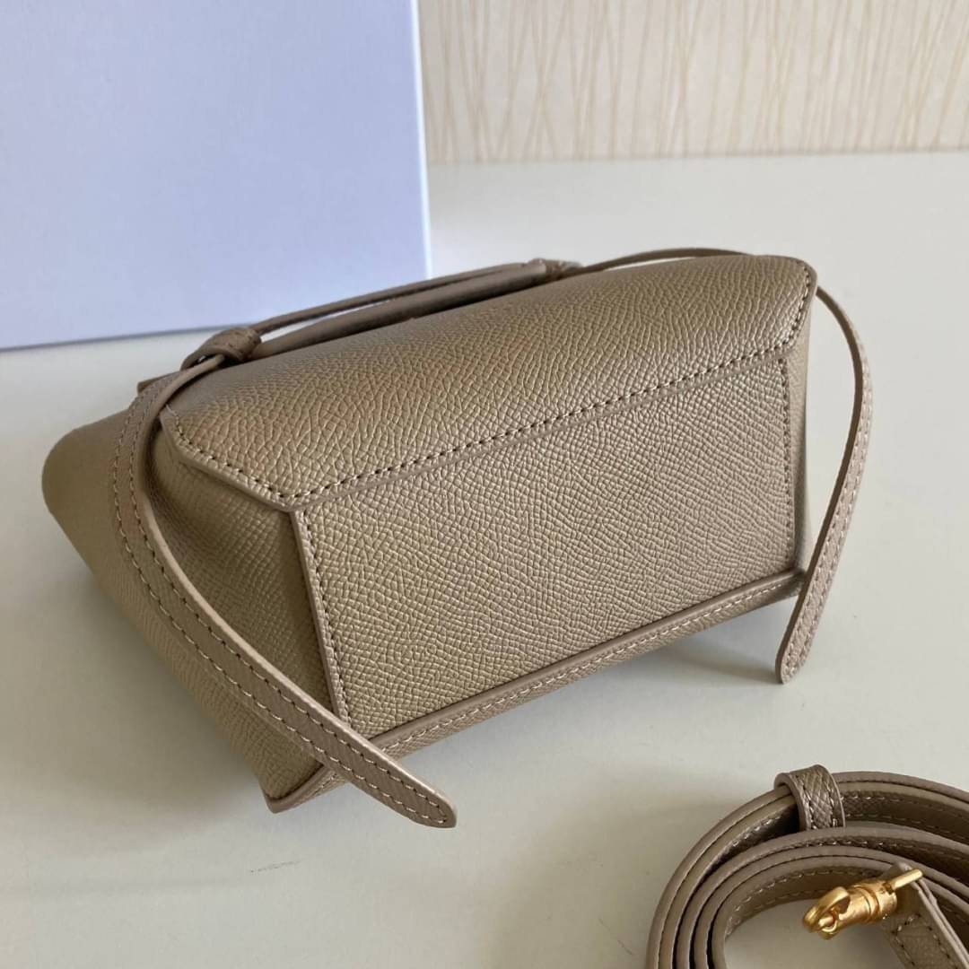 พรีเมี่ยมกิ๊ฟแท้ 100% 】รุ่นหนังแท้ CELINE PICO BELT BAG IN GRAINED CALFSKINAMAZONE ขนาดมินิ น่ารักสุดๆ ใส่ของจุกจิกได้เยอะ พกพาสะดวก