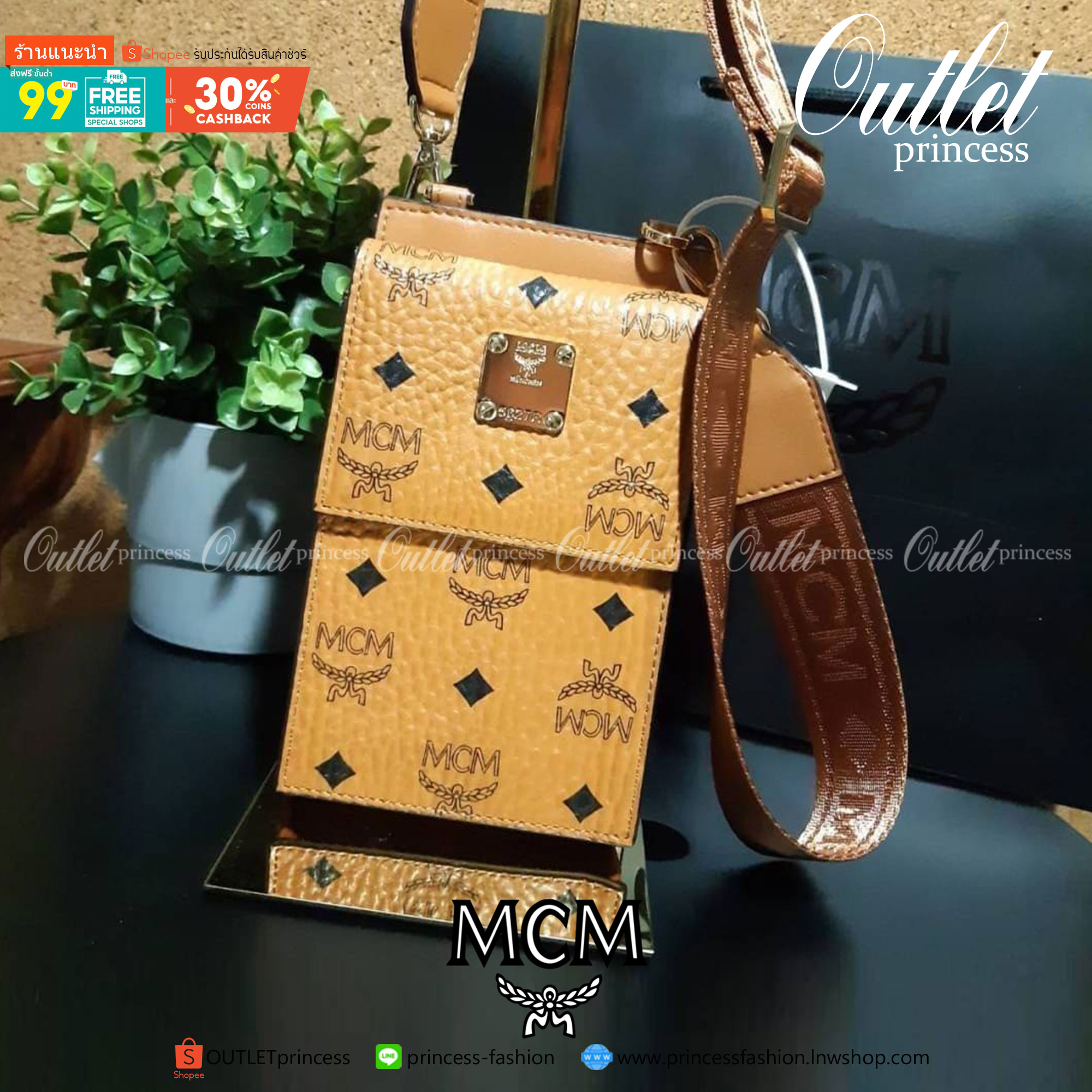 M.C.M CROSSBODY PHONE CASE กระเป๋าอะไรเอ่ยฮิตกันทั่วบ้านทั่วเมือง!!?? กระเป๋าใส่โทรศัพท์ไงจ้ะ!! เดินไปไหนใครก็ใช้ เพราะทุกคนต้องการความสะดวก ใบนี้ตอบโจทย์ไปเล้ย!!