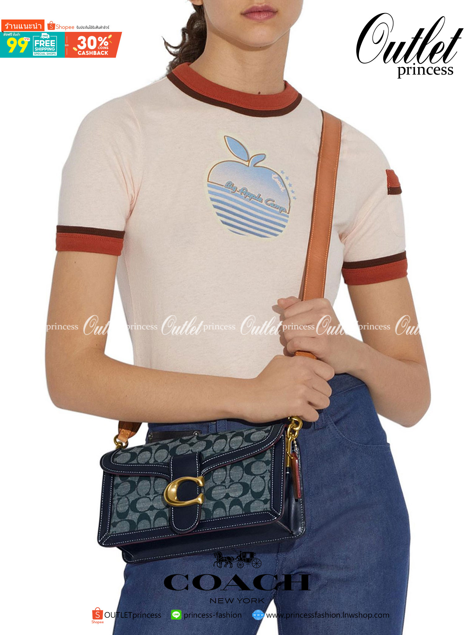 COACH Tabby Shoulder Bag 26 In Signature Chambray กระเป๋าหิ้วได้//คล้องไหล่ได้//สะพายข้างได้ วัสดุผ้าแคนวาสทอลายอย่างดี+หนังแท้ค่ะ เปิดปิดกระเป๋าแบบกระดุมแม่เหล็ก มีอะไหล่แบรนด์ตัวใหญ่ด้านหน้าหรูหราเลยทีเดียว ภายในกระเป๋ามีช่องหลักใส่ของ2ช่อง สามารถใส่กระ