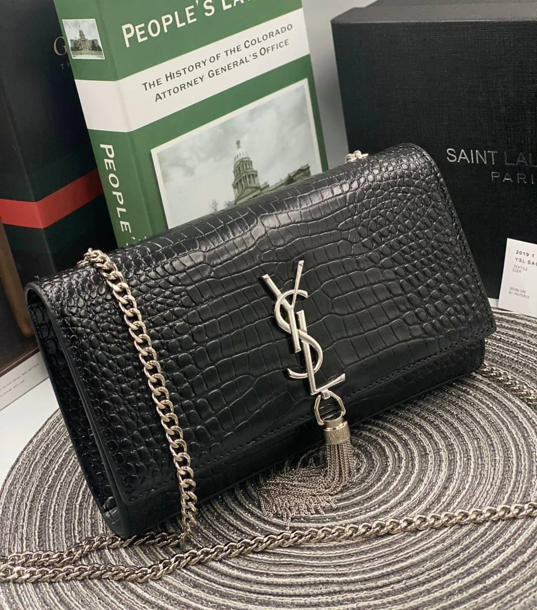 VIP 】หนังแท้ YSL Saint Laurent Kate Tassel Bag in Black Crocodile-Embossed Leather with Chain