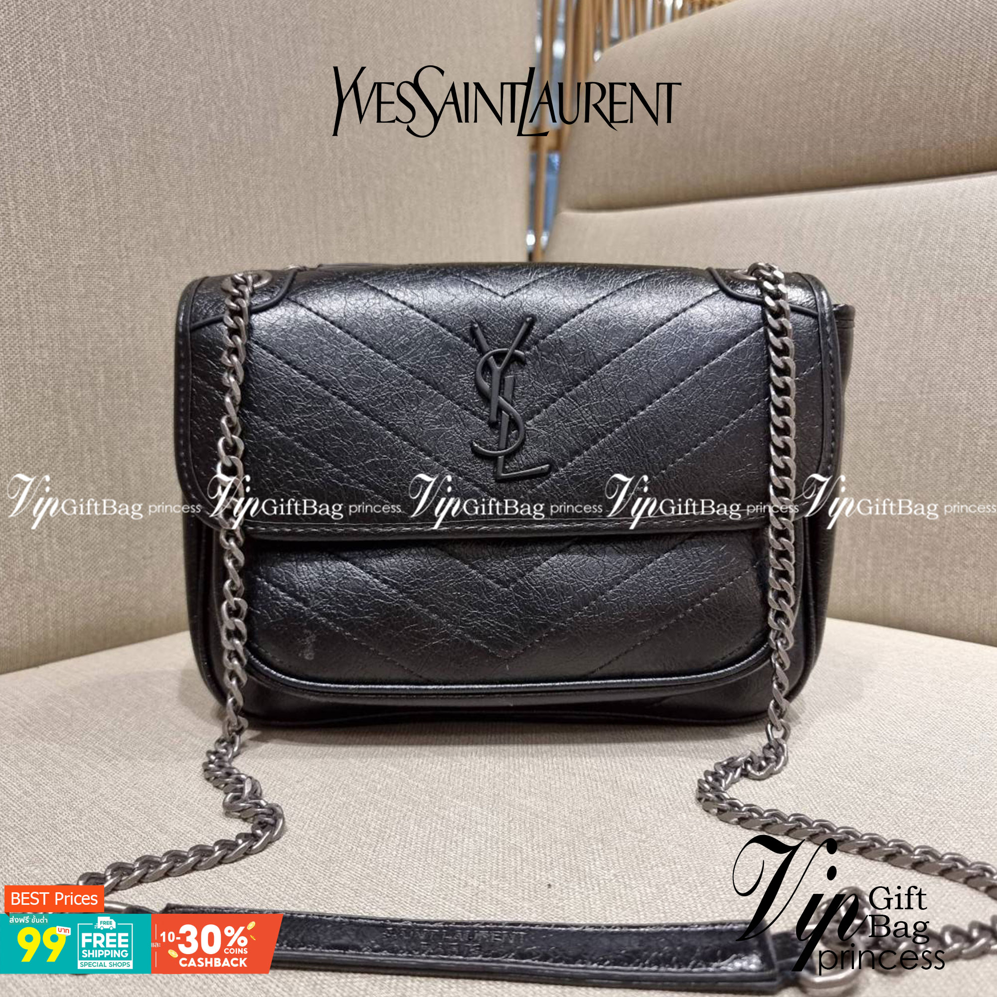 VIP 】หนังแท้ Yves Saint laurent shoulder bag กระเป๋าสะพายทรงคลาสสิค สุดฮอต ดีไซน์เรียบหรู วัสดุหนังแท้ขัดเงา สวย!! ใช้งานง่ายเพียงแค่เปิ-ปิดด้วยกระดุมแม่เหล็ก ภายในโล่งกว้าง จุของได้เลยสบายๆ กระเป๋าสตางค์ใบยาว มือถือ เครื่องสำอางค์ พาวเวอร์แบงค์ หรือจะ ga