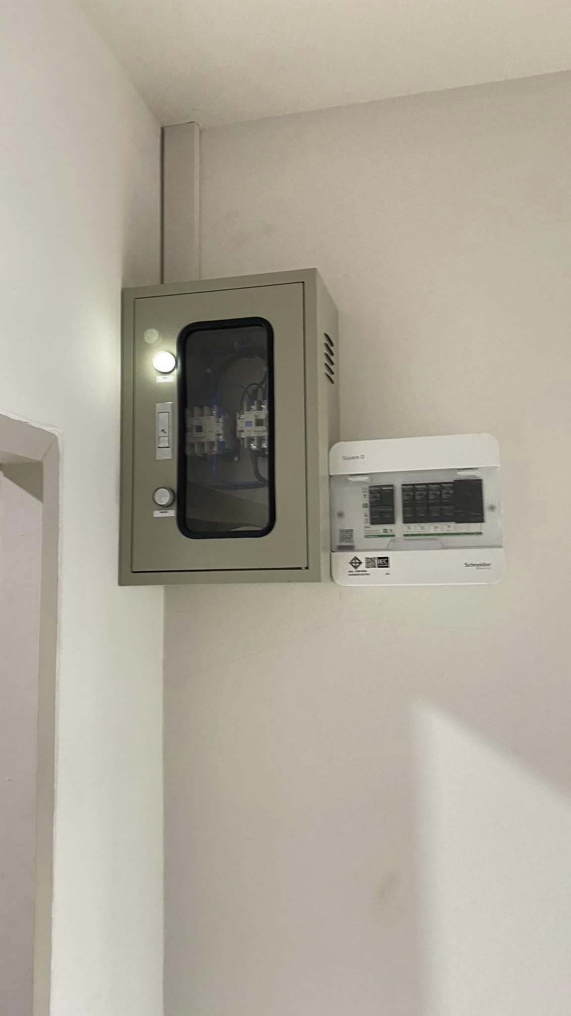 งานติดตั้งสวิทช์สลับแหล่งจ่ายอัตโนมัติ ATS Automatic Transfer Switch