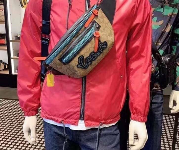COACH F72931 TERRAIN BELT BAG IN SIGNATURE CANVAS กระเป๋าคาดอกสุดเท่ ขนาดพอเหมาะ ใช้แล้วเท่สุดๆไปเลย ภายในกว้าง เปิดปิดด้วยซิป