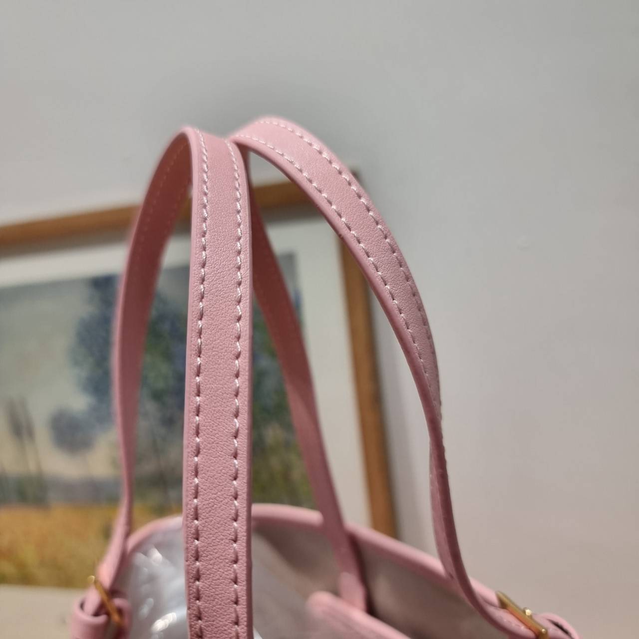 M.C.M MINI HIMMEL SHOPPER IN LAURETOS คอลเลคชั่นใหม่ พร้อมสีใหม่ ดีไซน์ละมุน น่าใช้มากๆ กระเป๋าทรงช้อปปิ้ง เรียบหรู