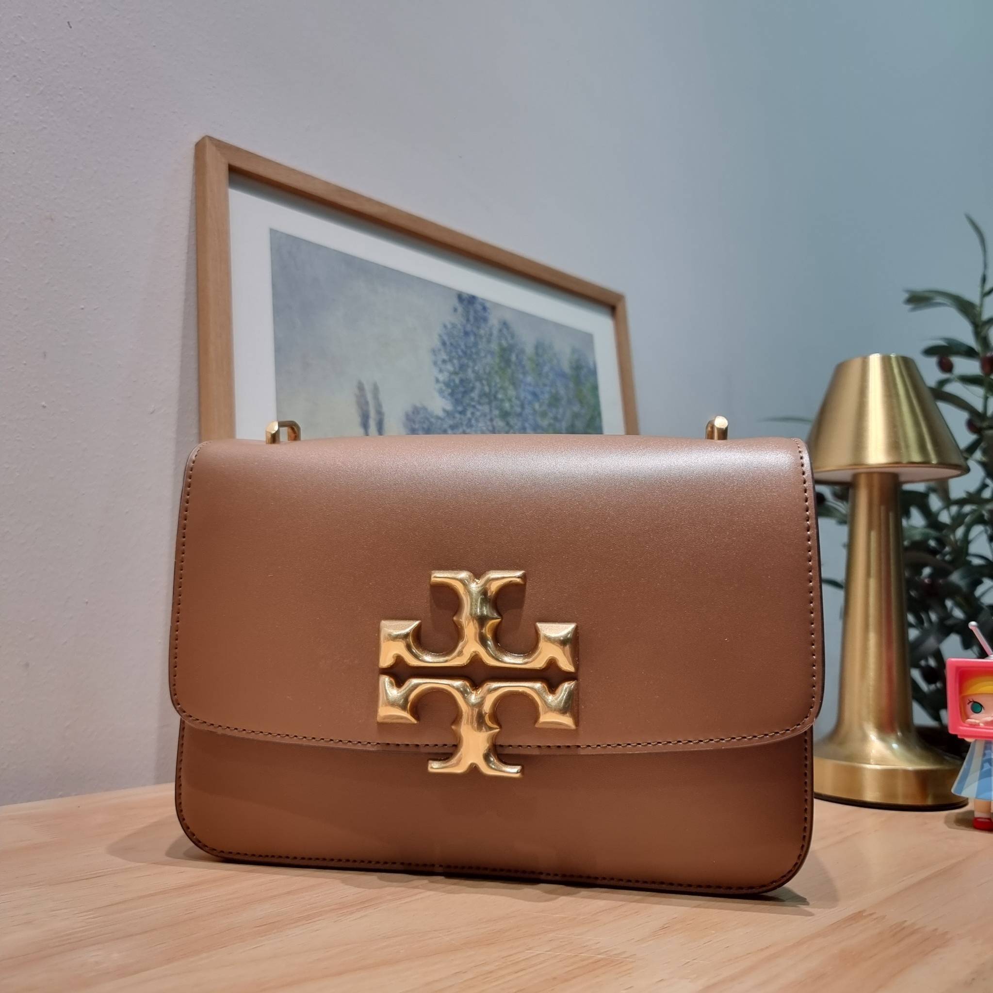 Tory Burch Bag / TORY BURCH ELEANOR CONVERTIBLE SHOULDER BAG รุ่นยอดนิยม กับไซส์ใหม่ ใหญ่จุคุ้ม! กระเป๋าสะพายข้าง ดีไซน์อยู่ทรง เรียบหรู! ผู้ดีกว่าใคร