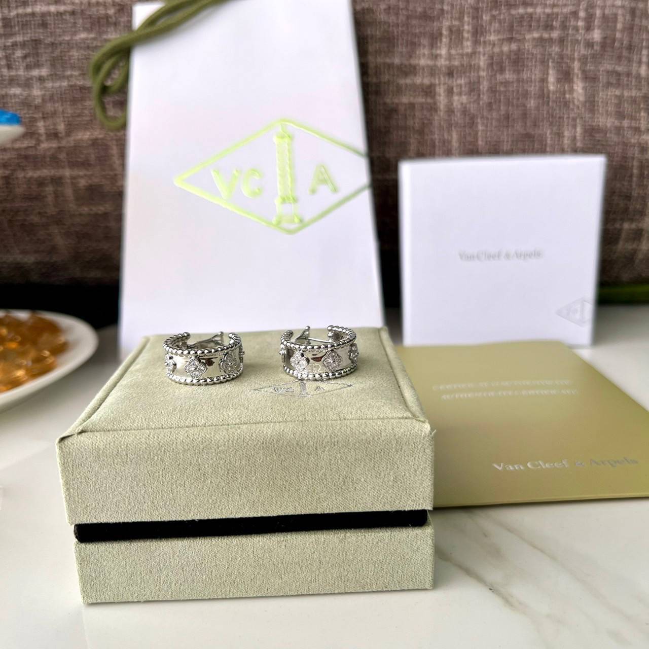 เกรดเทพ ORI | VAN CLEEF & ARPELS HOOP EARRINGS ต่างหูเงินแท้ แวนคลีฟ แอนด์ อาร์เปลส์ สวยเก๋ คุณภาพงานประกวด เอาใจสาวๆไปเลย