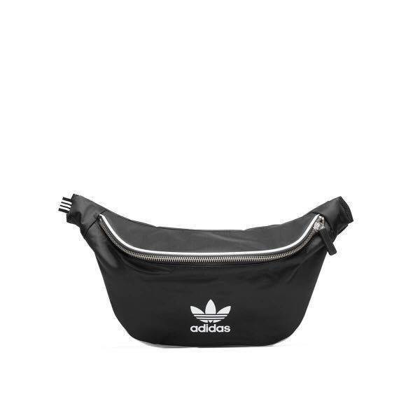ADIDAS ORIGINALS ADICOLOR WAIST BAG ของมันต้องมี!! กระเป๋าคาดอก/คาดเอวสุดชิค ดีไซน์เรียบง่าย แต่สะพายแล้วเท่ คลาสสิคสุดๆ!! วัสดุ Nylon+Polyester กันน้ำได้ เปิด-ปิดฝากระเป๋าด้วยซิป หัวซิปปั๊มแบรนด์เป็น signature ภายในมีช่องโล่งกว้าง ใส่ของได้พอสมควร ใส่มือ