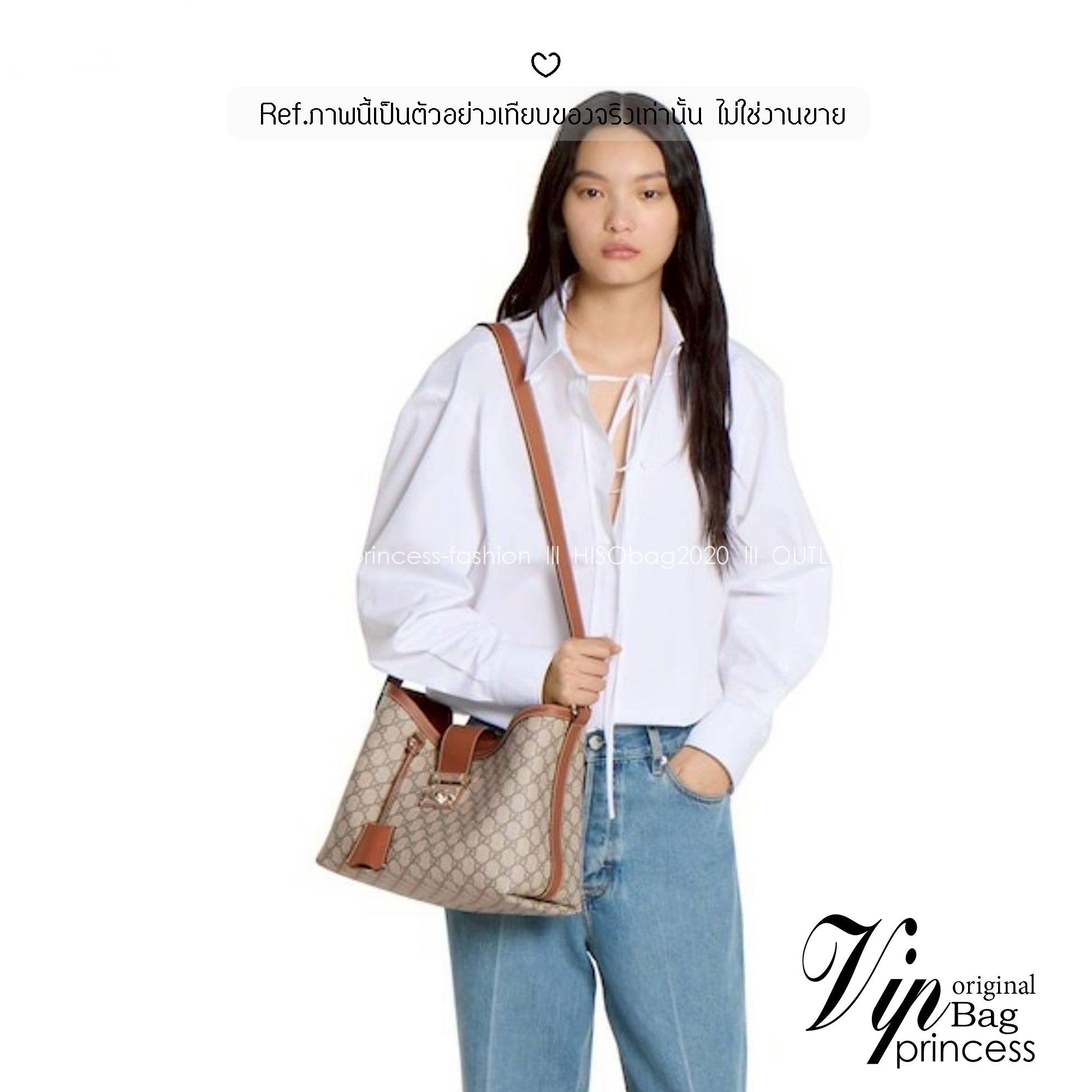 Gucci Padlock large shoulder bag กระเป๋าสะพายใบใหญ่ ในคอลเลกชั่น Pre-Fall 2025 แพดล็อกนำเสนอรูปทรงร่วมสมัยที่สามารถใช้งานได้หลากหลายสไตล์ สวยผู้ดีรูปทรงใช้งานง่าย วัสดุหนังแคนวาส