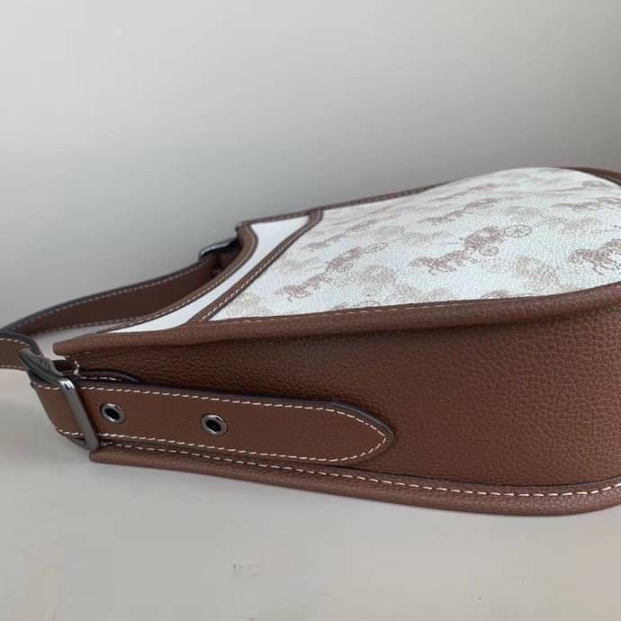 Coach Emery Crossbody 21 With Horse And Carriage Print 89142 พร้อมส่งที่ไทย