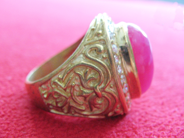 สินค้าหมดค่ะ แหวนพลอยลิลลี่ทองเหลืองล้อมเพชรค่ะ