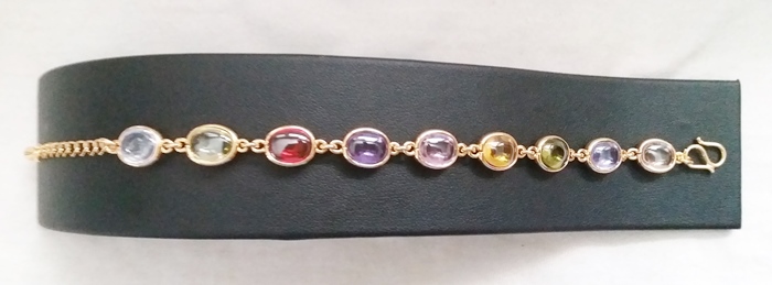 สินค้าหมดค่ะ สร้อยข้อมือทองไมครอน พลอยมณีใต้น้ำนพเก้า เสริมสิริมงคลค่ะ