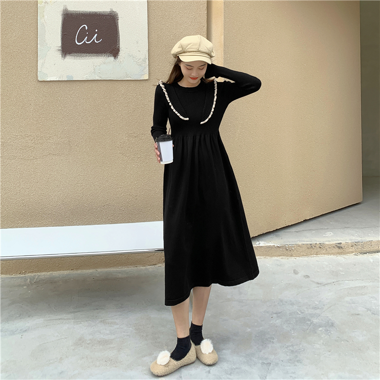 พร้อมส่ง 🥜 Emily dress เดรสแขนยาวผ้าเนื้อนิ่มใส่สบาย