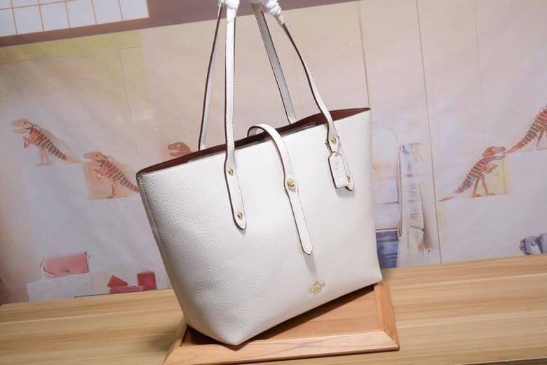 ของแท้ 💯% COACH MARKET TOTE