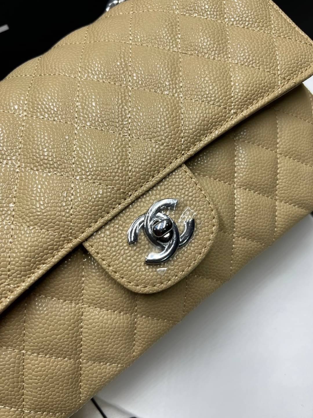 พร้อมส่งโทนพาสเทล CHANEL Classic in Pastel 25cm กระเป๋าสะพายรุ่นยอดนิยมเรียบหรู เกรดออริ 1:1 ใช้งานต่างประเทศได้ ภาพถ่ายจากงานขายจริง