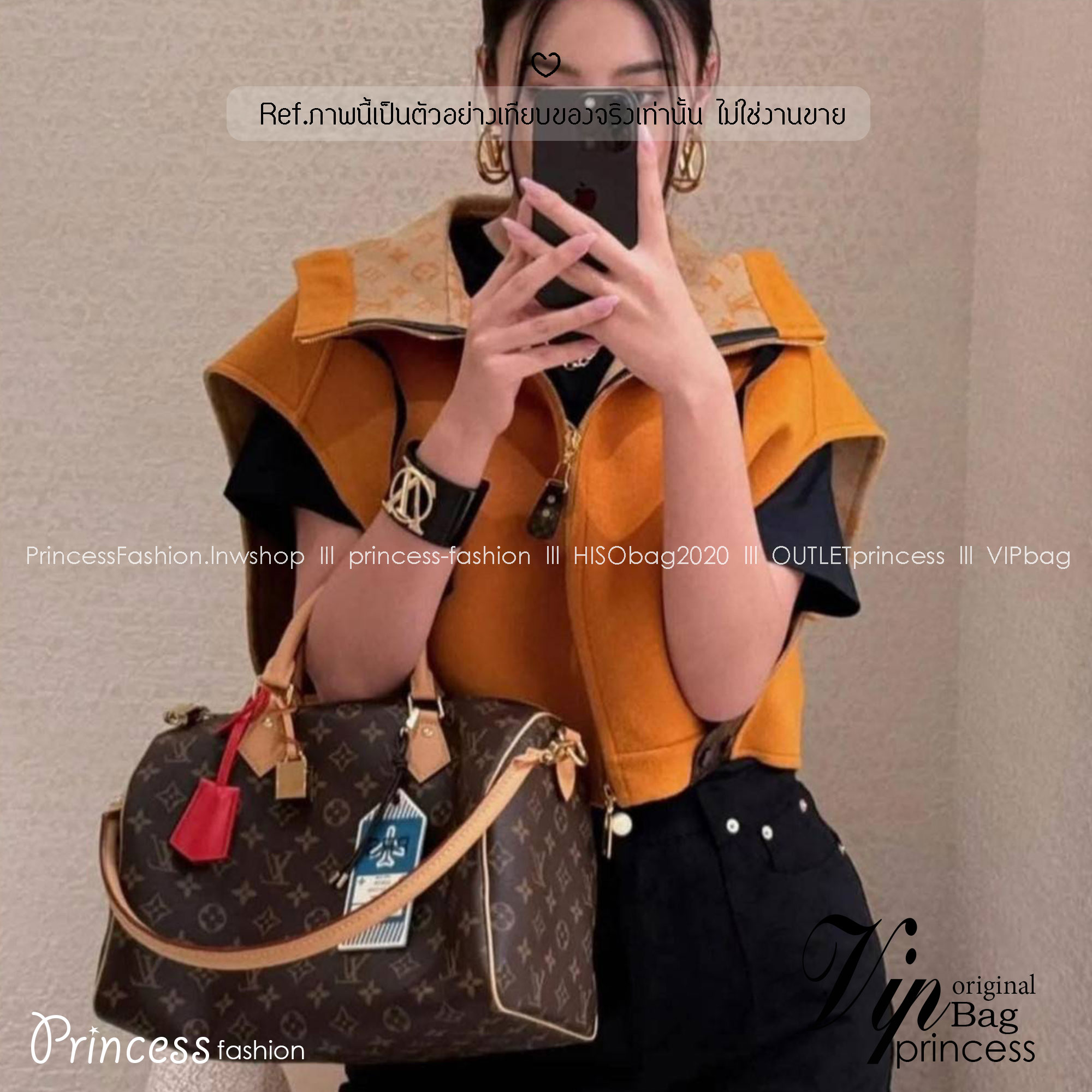 LV Speedy Soft 30 Crafty Bag กระเป๋าทรงหมอน รุ่นท็อปฮิตใบใหญ่จุของได้เยอะ มี 2 แบบให้เลือก รุ่นป้ายแท็ก PRS และ I Love LV ดีไซน์ใหม่ต้อนรับฤดูกาลท่องเที่ยว โดดเด่นด้วยการตกแต่งลายพิมพ์ซิกเนเจอร์ และป้ายแท็กหนังสุดเก๋