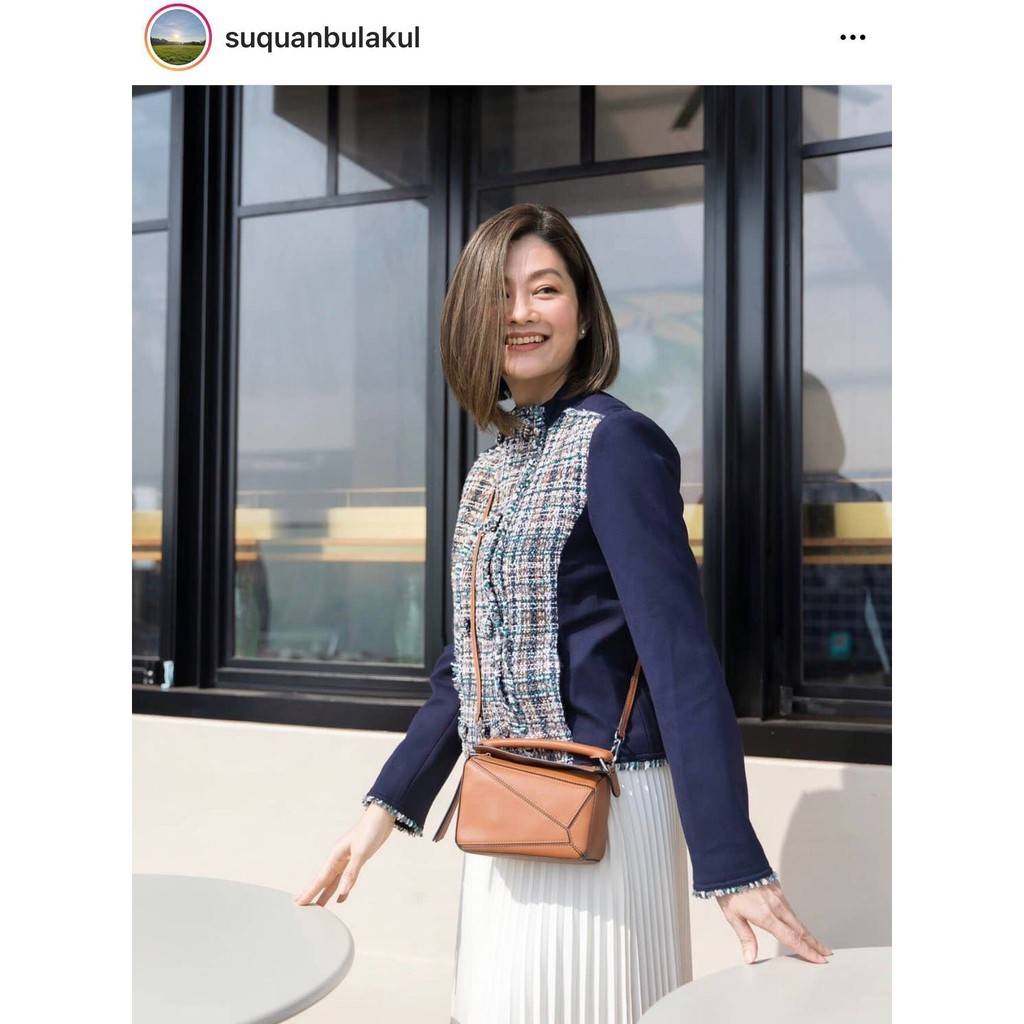 Loewe Puzzle bag กระเป๋าสะพายข้างทรงกล่อง มีให้เลือก 2 ไซส์ สุดยอดแบรนด์ที่ดีไซน์เป็นเอกลักษณ์ โดดเด่น สวยหรู สไตล์พัซเซิลคลาสสิค