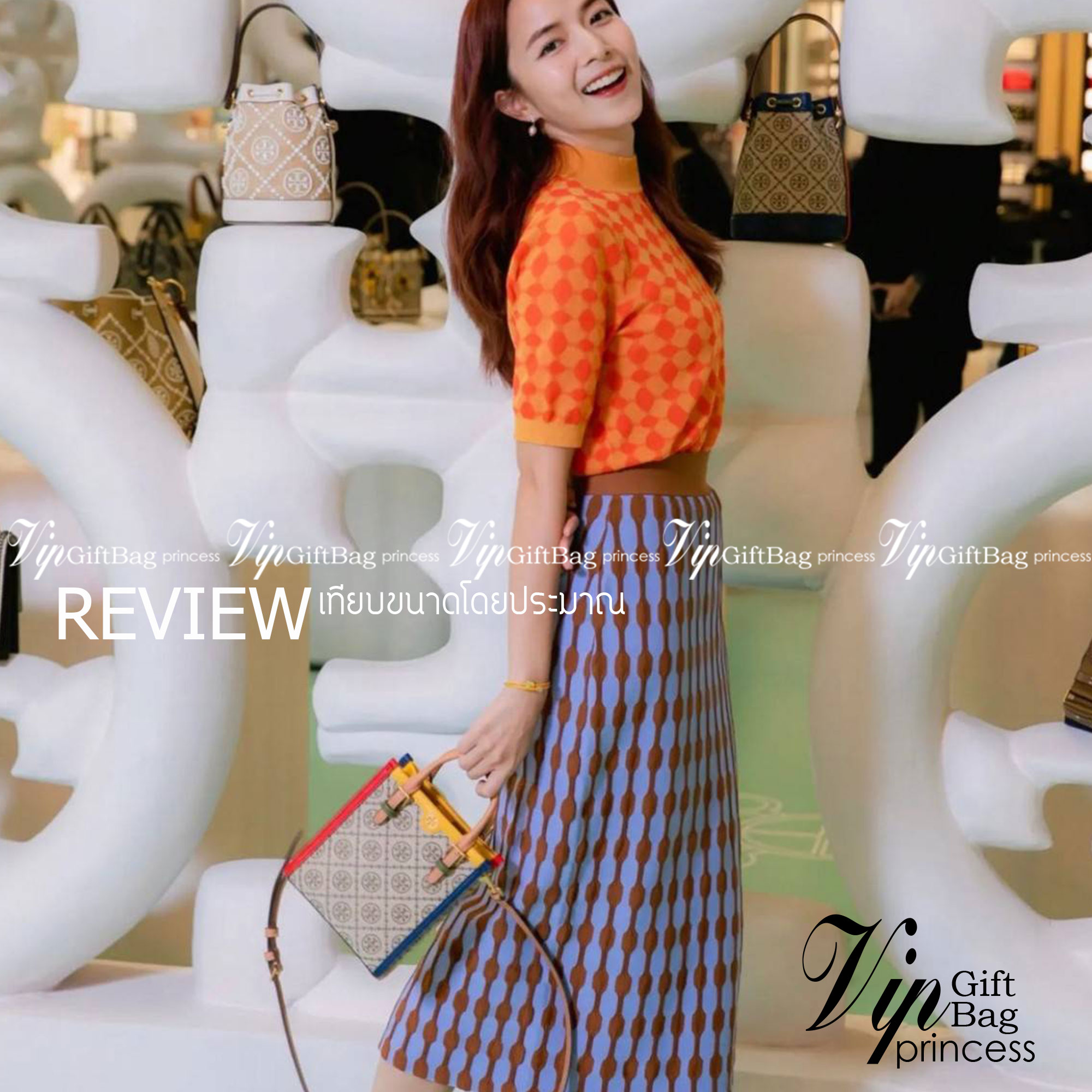 TORY BURCH T MONOGRAM COLORBlOCK JACQUARD MINI TOTE คอลเลคชั่นใหม่ล่าสุด ครอบครองก่อนใคร ไอเท็มยุคนี้รุ่นที่ควรมีติดตู้คะสาวๆ วัสดุ jacquard สลับหนังแท้ หูจับ มาพร้อมสายสะพายข้างหนังแท้ ปรับระดับได้ สายสามารถถอดออกได้ ภายในเป็นช่องโล่ง ใส่มือถือได้ กระเป๋