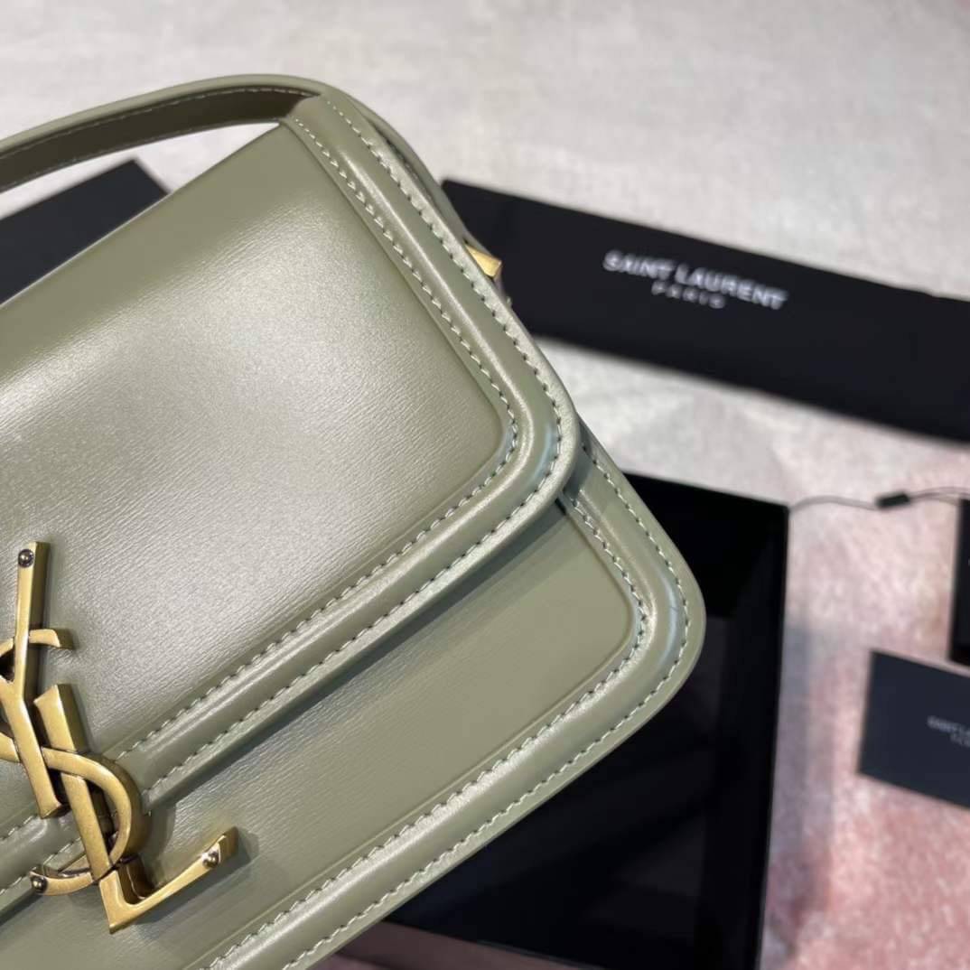 YSL Solferino medium crossbody bag คอลเล็คชั่นน้องโรเซ่ ROSE BLACKPINK ที่สุดแห่งความคลาสสิก เกรดออริจินอล หนังสวยมาก กระเป๋าสะพายรุ่นที่สาวๆ ทุกคนควรมีติดตู้ ภาพถ่ายจากงานขายจริง สวยตามรูป ไม่ผิดหวังค่ะ