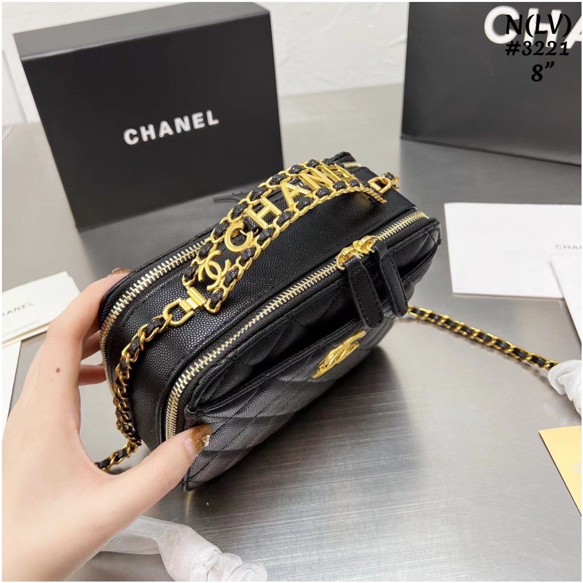 Chanel 22s vanity Handle black caviar / Chanel Vanity Case / Chanel Box พร้อมส่ง กระเป๋าสะพายทรงกล่อง ใช้งานต่างประเทศได้ ภาพถ่ายจากงานขายจริง