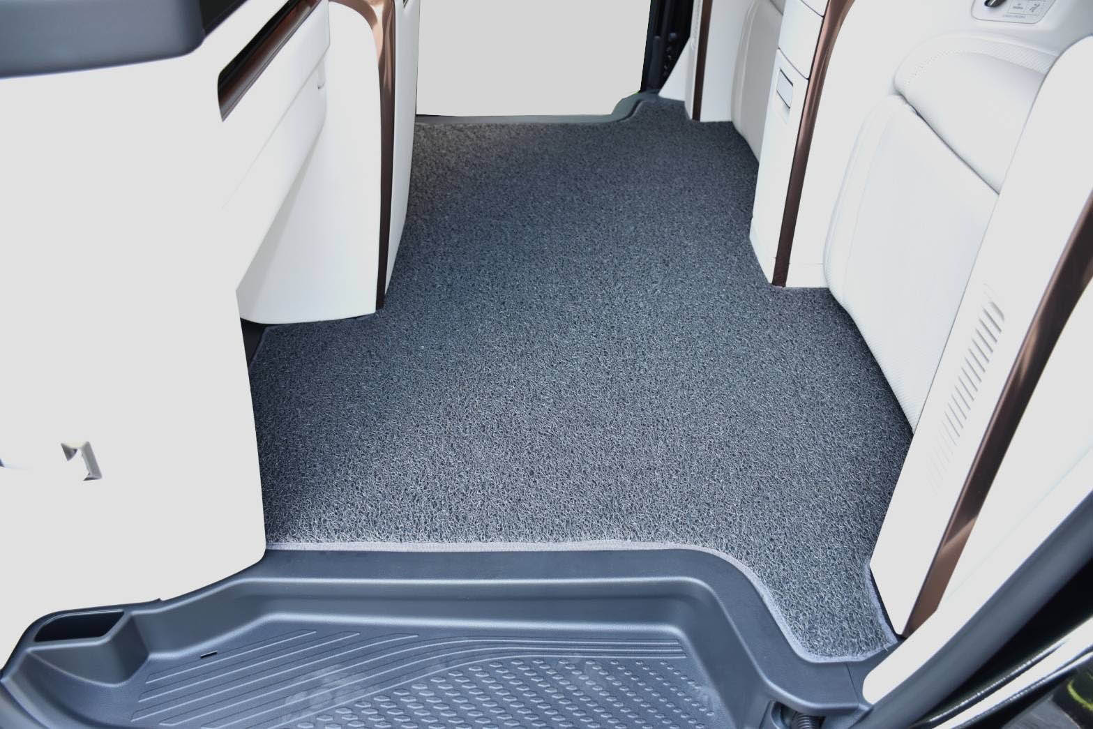 พรมดักฝุ่นรถยนต์ LEXUS LM300h , LEXUS LM350h พรมไวนิลดักฝุ่น เลกซัส แอลเอ็ม เข้ารูป เต็มคัน