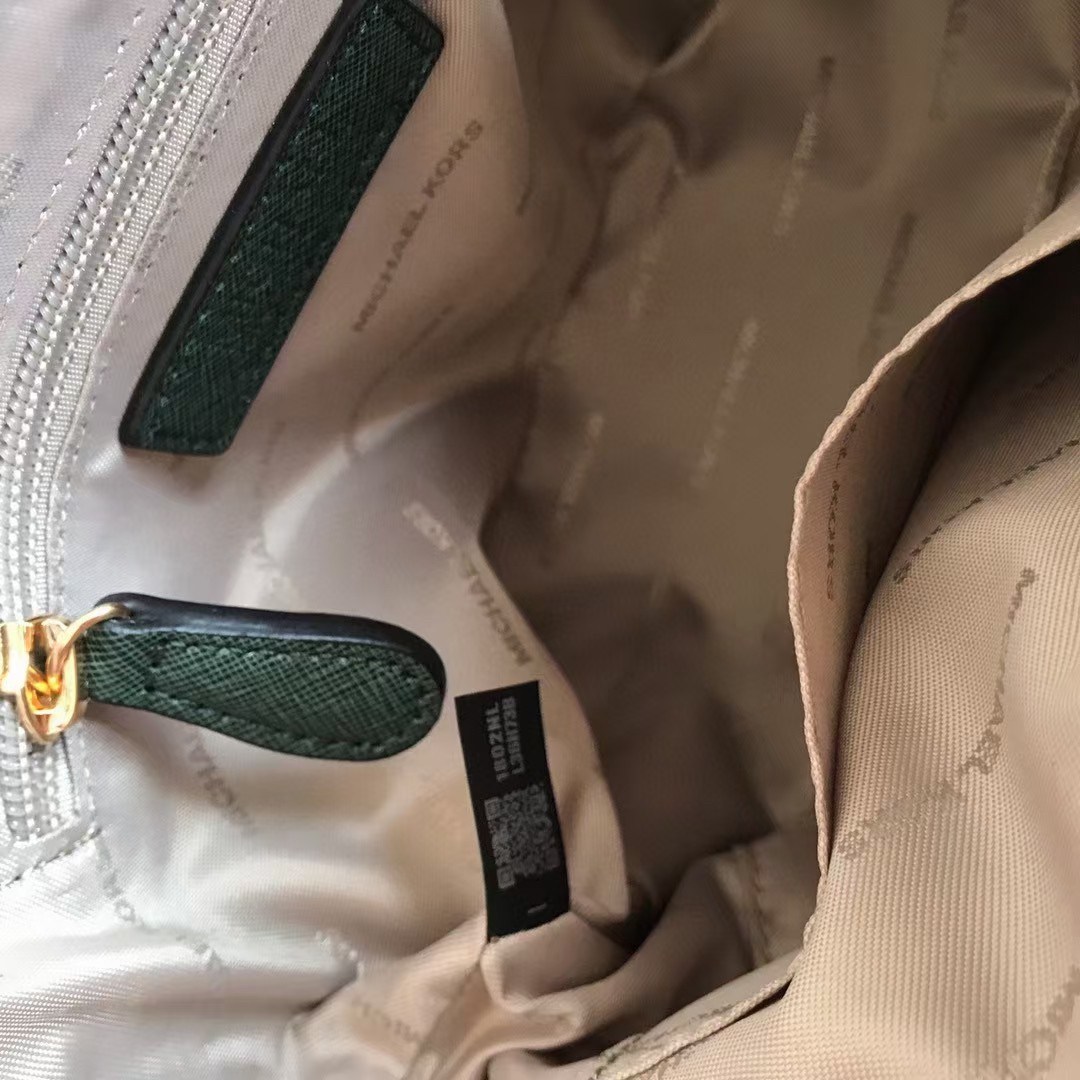 MICHEAL KORS CROSSBODY BAG กระเป๋าสะพายแบรนด์ดังทรงสุดฮิตหนัง SAFFIANO ทั้งใบ