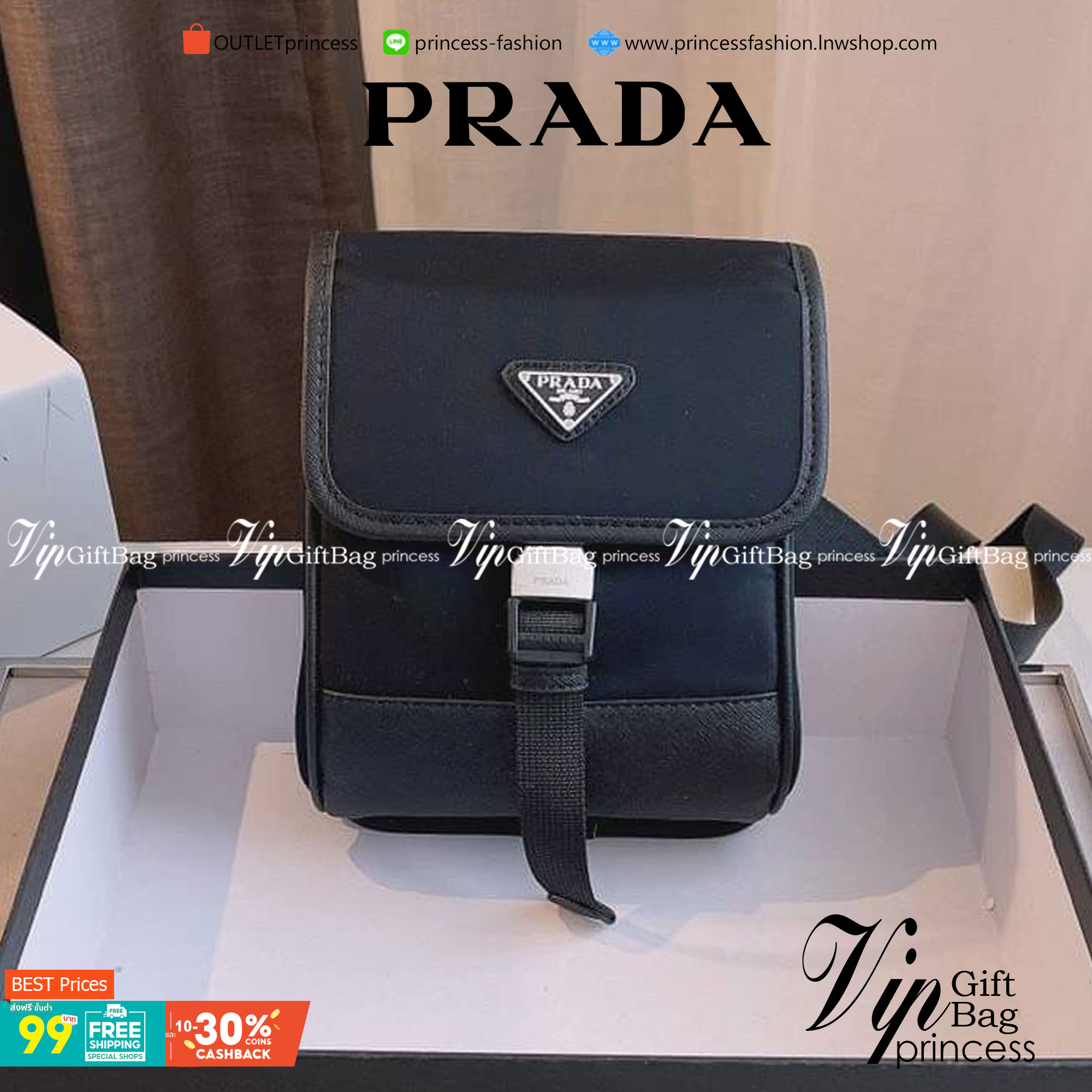 รุ่นใหม่ล่าสุด 2020 !!! Prada crossbody nylon bag ขนาดกะทัดรัด พกพาสะดวก วัสดุทำจากผ้าไนล่อน สามารถกันน้ำได้ อะไหล่เงินทั้งใบ เปิดปิดด้วยตัวล็อคแบบ บีบ ด้านในมีโลโก้อยู่ที่ฝากระเป๋า ภายในมีช่องเล็กแยก มีการบุผ้าลายแบรนด์อย่างดี สามารถใส่มือถือได้ทุกรุ่น ก