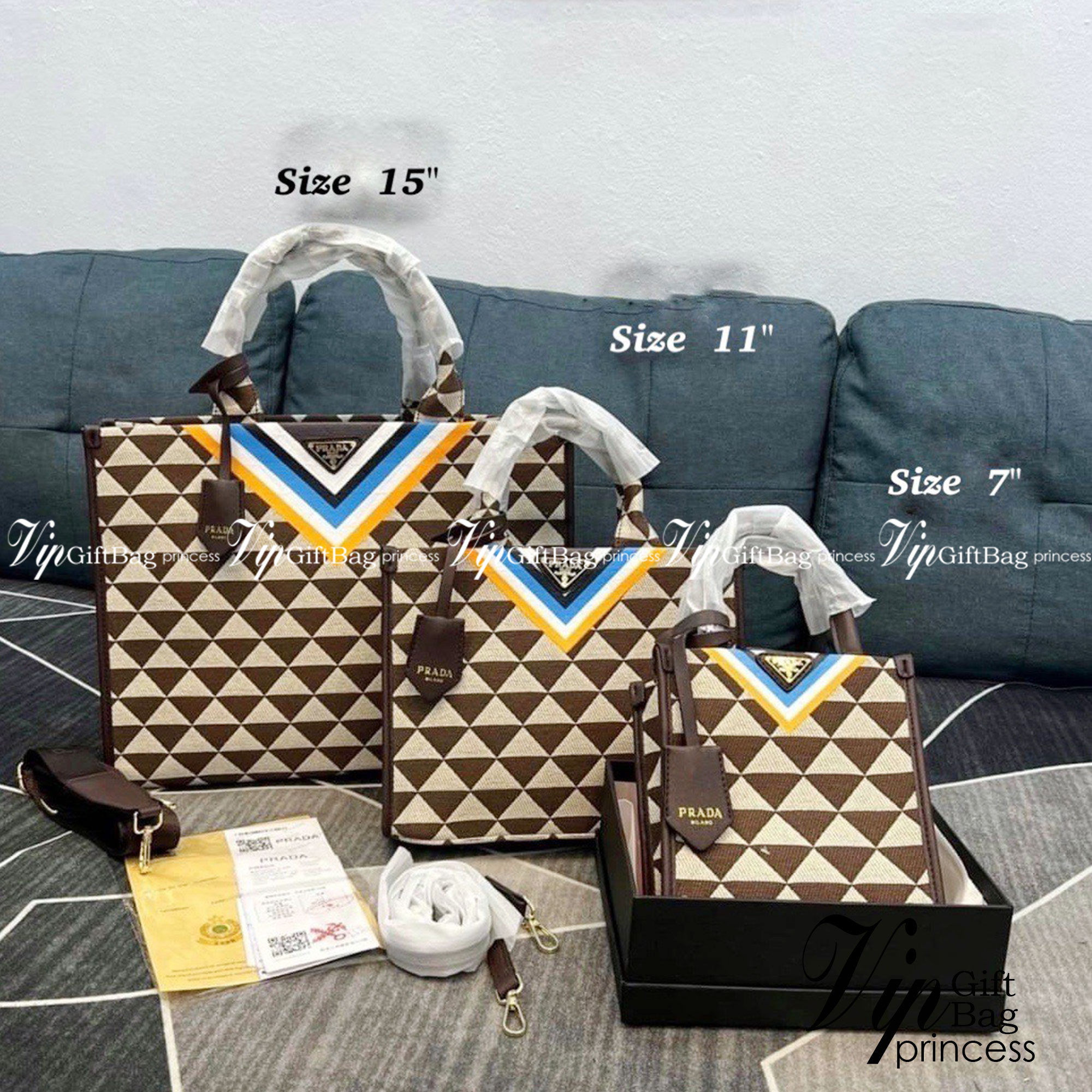 Prada Tote Bag / Prada Symbole jacquard fabric handbag กระเป๋าพราด้าทรงชอปปิ้ง หน้าติดอะไหล่โลโก้แบรนด์สีทอง มีให้เลือกใช้งาน 3 ขนาด งานชนชอปใช่งานง่าย สวยมงลงมากค่า แบบใหม่ล่าสุดจากแบรนด์ดัง จัดให้แบบเลิศๆ กับกระเป๋าทรงโท้ท สวยเอกลักษณ์ ภายในโล่งกว้างมาก