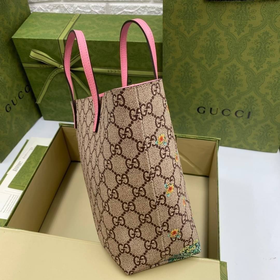 VIP 】Animal-Friendly Gucci Kid Tote Bag งานหนังแท้ทรงตั้งสวย ขนาดกะทัดรัด จุของได้เยอะ ใช้ได้ทั้งเด็กและผู้ใหญ่ น่ารักมากค่ะ **รุ่นขายดีตลอดกาล**