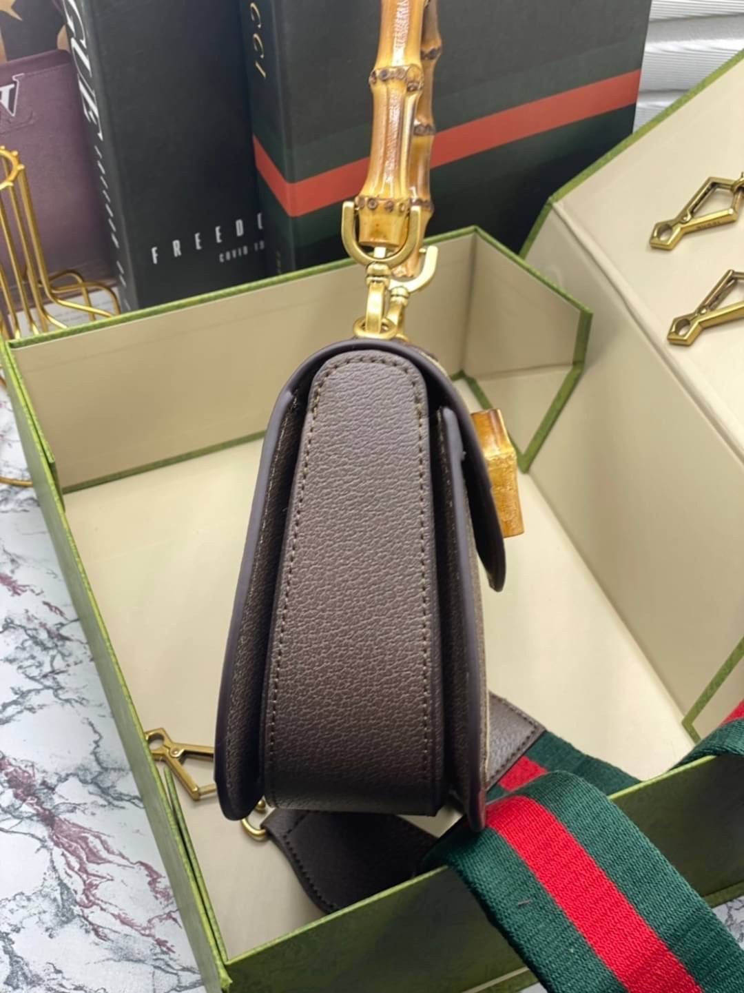 GUCCI BAMBOO 1947 JUMBO GG SMALL TOP HANDLE BAG กระเป๋าสะพายมือจับลายไม้ไผ่ เกรดออริ 1:1 สลับแท้ ใช้งานต่างประเทศได้