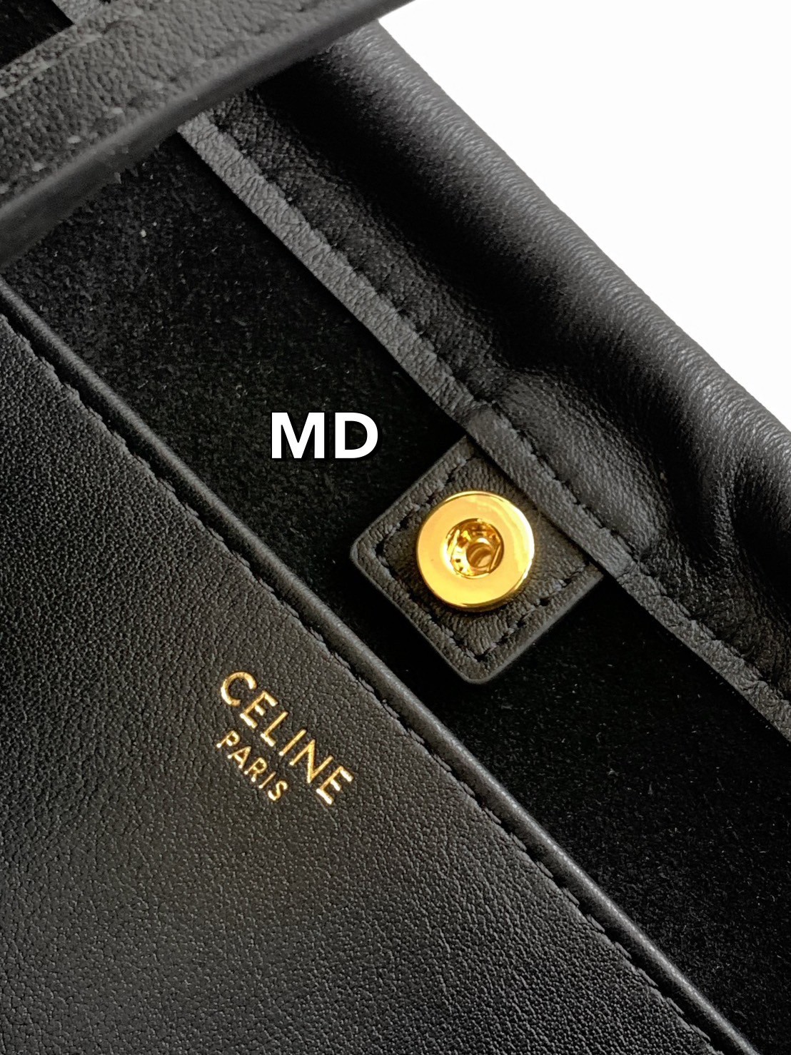 CELINE Small Cabas Drawstring Cuir Triomphe / CELINE TOTE BAG กระเป๋าทรงโท้ทน่ารักน่าใช้ ตัวกระเป๋าหนังนุ่มมาก ปากกระเป๋าเป็นหูรูดดึงปรับทรงได้สองแบบสองสไตล์