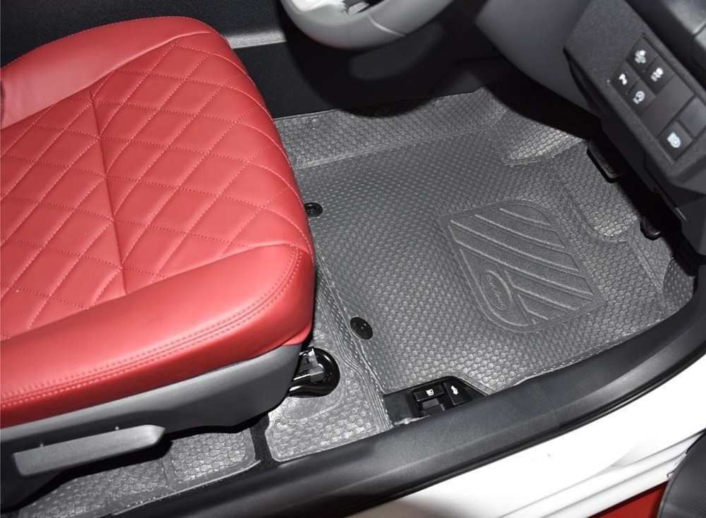 พรมปูพื้นรถยนต์ TOYOTA YARIS ATIV 2023 ยางปูพื้นรถยนต์ พรมกระดุม ใช้ดี เน้นทนทาน เข้ารูป ตรงรุ่นรถ