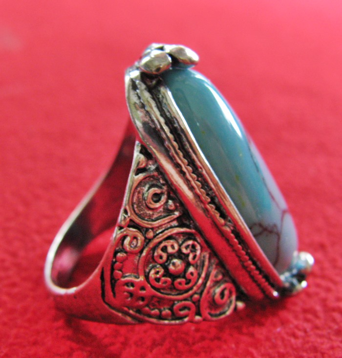 สินค้าหมดค่ะ แหวนหินเทอร์ควอยส์สีฟ้า โรเดียมสีเงิน(มีโชค)แบบ2ค่ะ