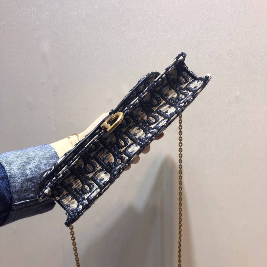 Dior Saddle Pouch Blue Oblique Jacquard / Dior oblique Saddle pouch เกรดใช้งานสลับของจริง ออริจินอล ภาพสินค้าถ่ายจากงานขายจริง ใช้งานต่างประเทศได้