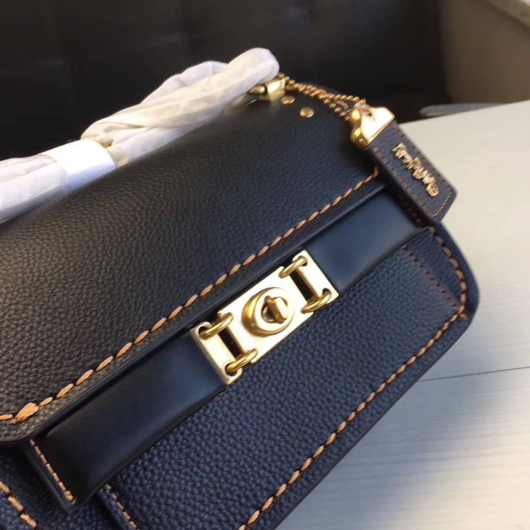 COACH Troupe Crossbody In Signature Canvas 2สี พร้อมส่งที่ไทยราคาสุดคุ้ม