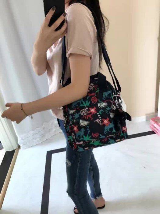 Kipling Mini Backpack K12688 กระเป๋าขนาดมินิ ใช้งานได้ถึง 3 แบบ ปรับเป็นเป้สะพายหลัง สะพายข้าง และมีหูหิ้ว ลวดลายสวยน่ารัก มีช่องเก็บหลายช่องแยกเก็บของจุกจิก ด้านข้างมีช่องโล่งไว้ใส่ขวดน้ำหรือของที่ต้องหยิบใช้บ่อยครั้ง สะพายได้กับสาวทุกลุคเลยค่ะ ไม่ควรพลา