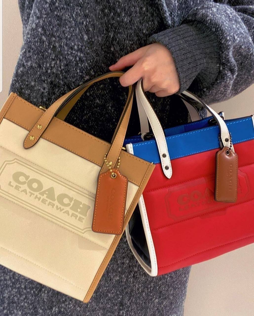 COACH CASUAL STYLE STREET STYLE 2WAY PLAIN LEATHER ELEGANT STYLE (C6958 C6852) 🌺 ที่สุด! ของที่สุด!! กระเป๋าถือ กระเป๋าสะพายรูปทรงสุดฮิต สุดคลาสสิค รุ่น UNISEX ที่ชิคๆ สบายๆ ได้ทั้งชายและหญิง// วัสดุหนังแท้ทั้งใบ ตัดเย็บด้วยหนังเนื้อนุ่มพิเศษ หนา 